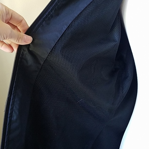 black rain coat - Picture 4 of 4